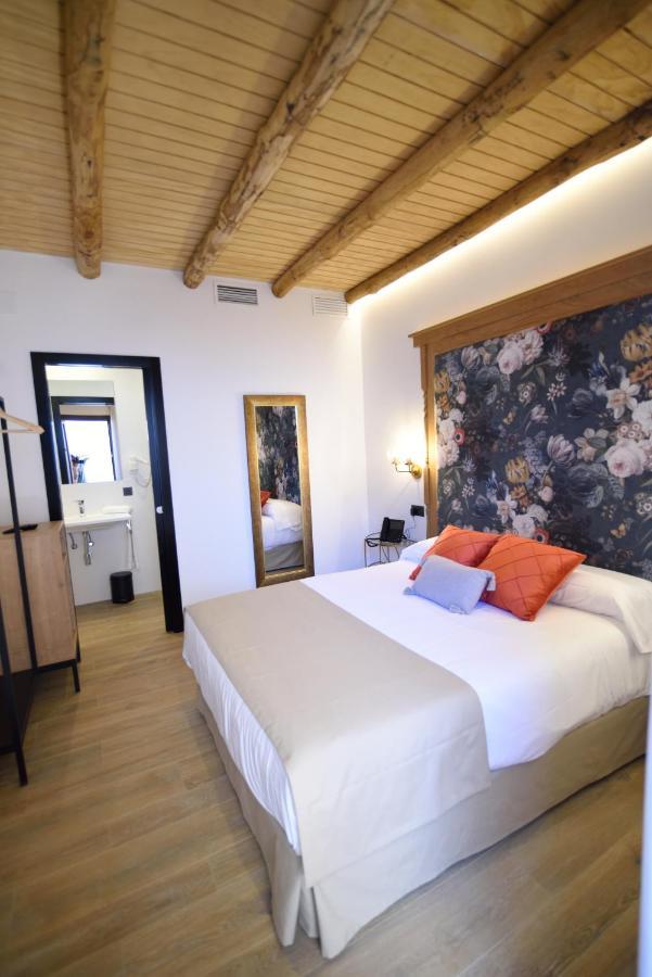 Hostal Rural Santa Habitaciones Aldea DEl Rocío Extérieur photo